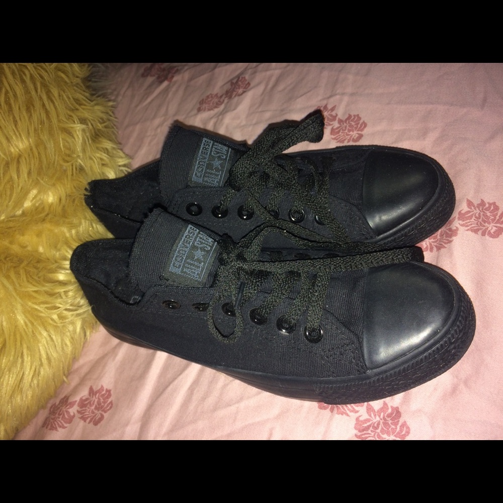 Solid Black Converse All Star